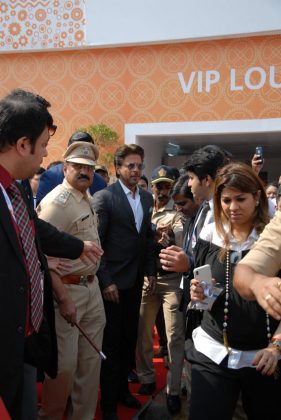 Shah Rukh Khan at the Media Entertainment Session 11