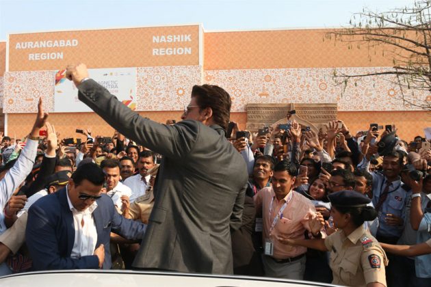 Shah Rukh Khan at the Media Entertainment Session 3