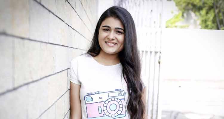 Shalini Pandey Turns Into Singer 1 Shalini Pandey