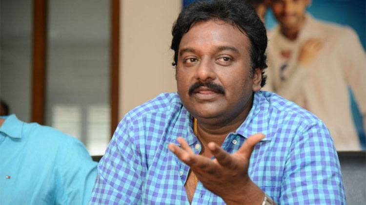 వినాయక్ కు ఛాన్స్ ఇచ్చేదెవరు! 1 vinayak 1