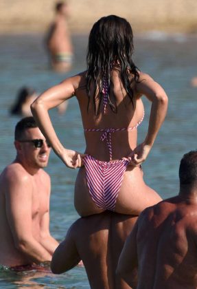Amy Jackson Enjoying in Bikini at the Beach Photos 7
