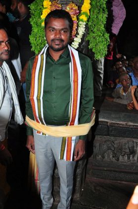 Chinna Babu movie team at Simhachalam Temple 9