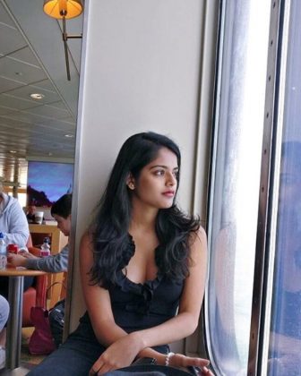 Riddhi Kapoor Photo Shoot 1