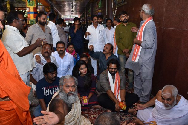Tej I Love You Team at Vijayawada Kanaka Durga Temple Photos 6