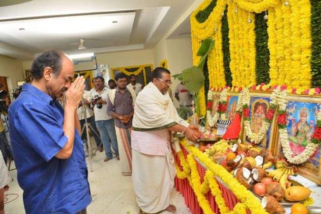 Victory Venkatesh Varun Tejs F2 Movie Launch Photos 34