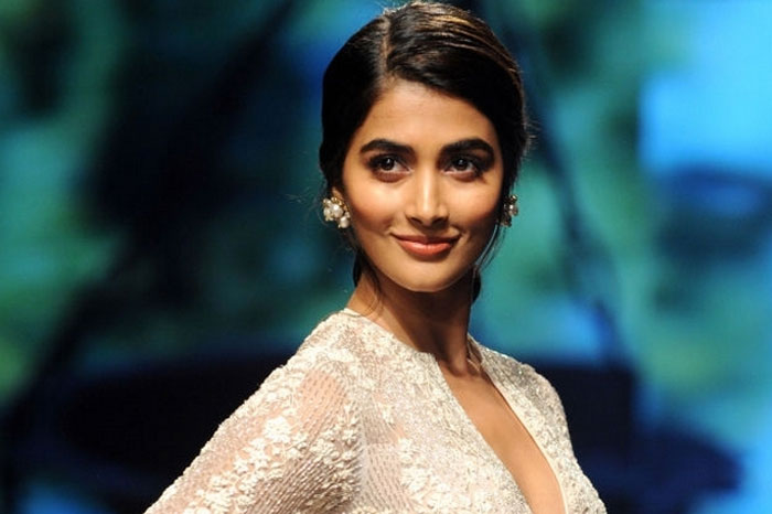 pooja hegde pay parity