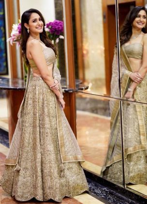 Pragya Jaiswal cute look3