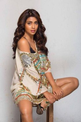 Shriya Saran Photoshoot Stills3