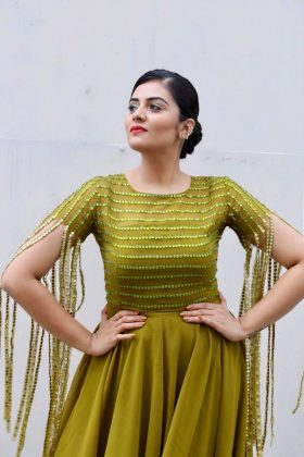 Sreemukhi Pics 3