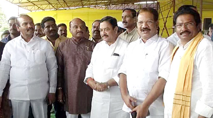 రేపు గుంటూరులో 'నారా హమారా.. టీడీపీ హమారా' సదస్సు 1 13 11