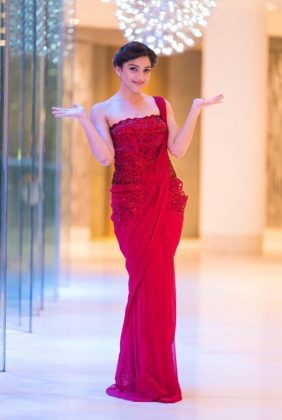 Actress Mehrene Kaur Pirzada Latest Images 5