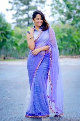Anasuya Bharadwaj Looking Beautiful In Saree2