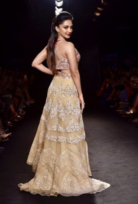 Kiara Advani Ramp Walk Lakme Fashion Week 2018 2