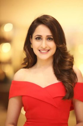 Pragya Jaiswal Photos 2