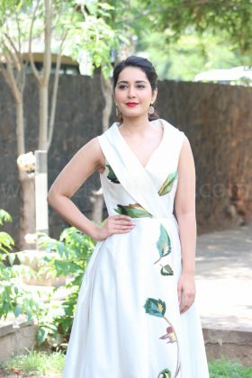 Raashi Khanna Latest Photos 6