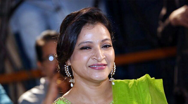 మహేష్ బాబు అక్క మంజుల వెబ్ సిరీస్తో..! 1 3 7