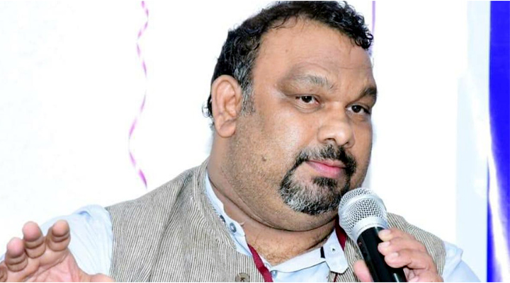 పార్లమెంట్ ఎన్నికల్లో పోటీ చేస్తా: కత్తి మహేష్ 1 4 31