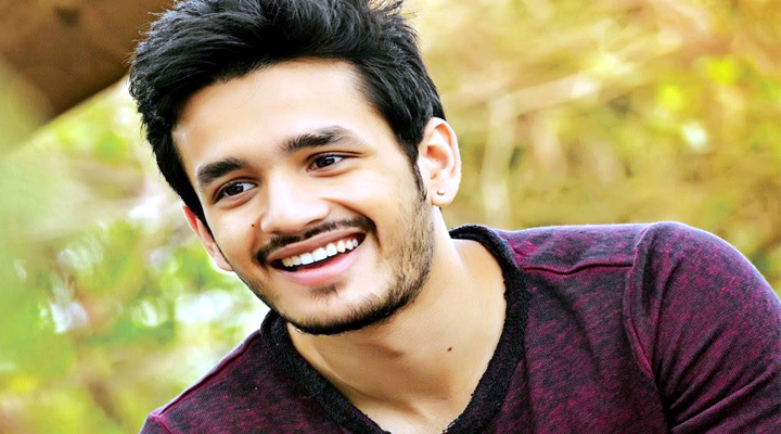 అఖిల్ మూవీలో సీనియర్ హీరోయిన్..! 1 5 12