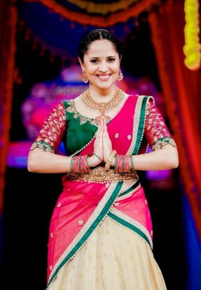 Anasuya Bharadwaj Latest Photoshoot Stills 10