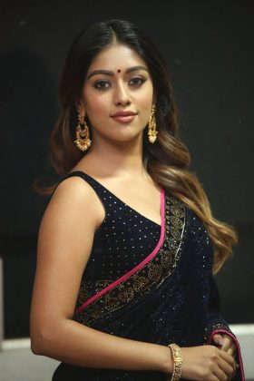 Anu Emmanuel At Shailaja Reddy Alludu Movie Pre Release Event 3