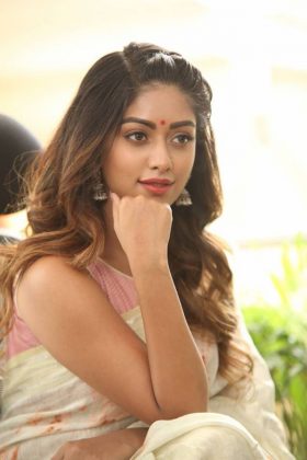 Anu Emmanuel Stills From Sailaja Reddy Alludu 4