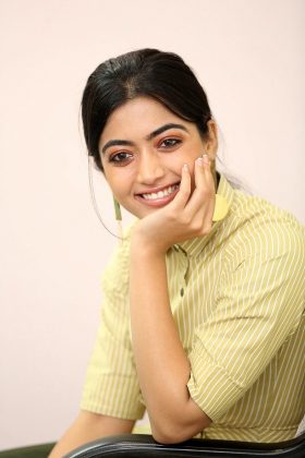Rashmika Stills Devadas 12
