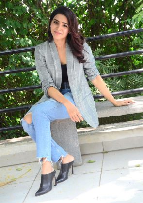 Samantha Stills From U Turn Promotion3