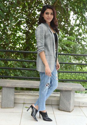 Samantha Stills From U Turn Promotion5