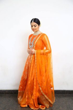 Sreemukhi Looking Beautiful In Lehenga 2