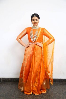 Sreemukhi Looking Beautiful In Lehenga 5 1