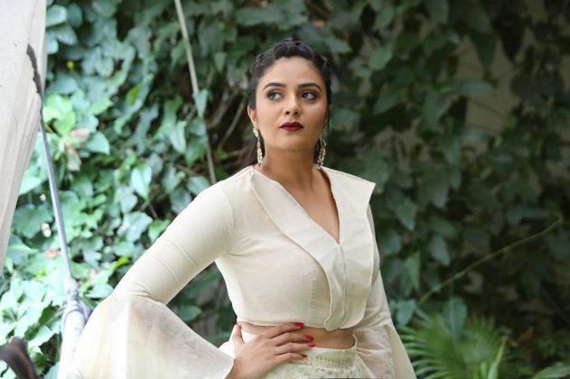Sreemukhi Photos 13