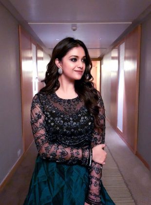 Actress Keerthy Suresh Latest Images 4