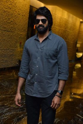 Aravindha Sametha Movie Press Meet 6