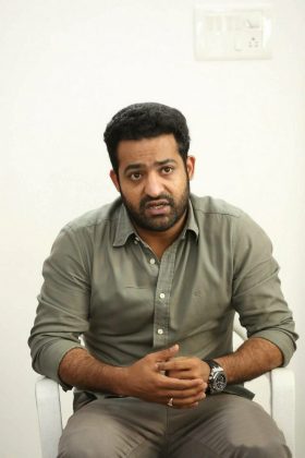 Jr NTR Interview Stills Aravindha Sametha 3