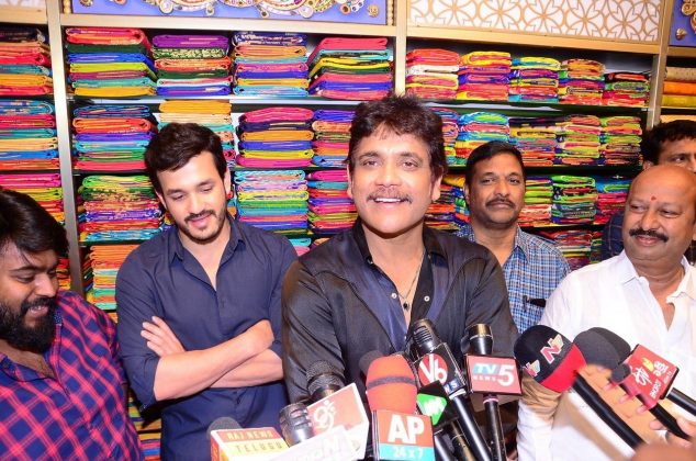 Nagarjuna And Akhil Launched South India Shopping Mall 4