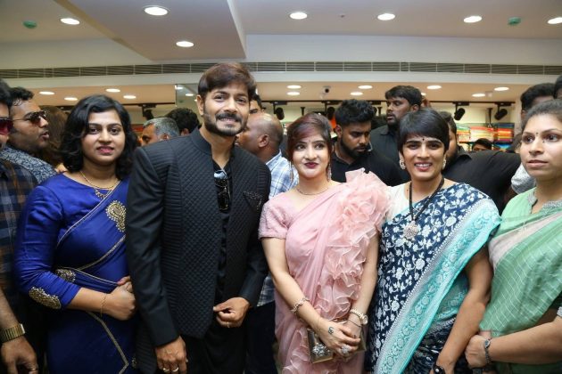 Payal Kartikeya And Kaushal At KLM 8th Fashion Mall Suchitra 26