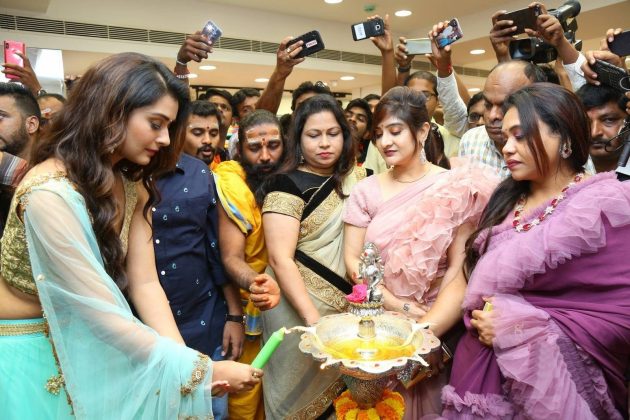 Payal Kartikeya And Kaushal At KLM 8th Fashion Mall Suchitra 5