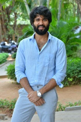 Vijay Devarakonda Interview Stills NOTA 12