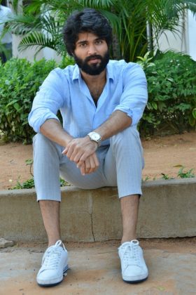 Vijay Devarakonda Interview Stills NOTA 19