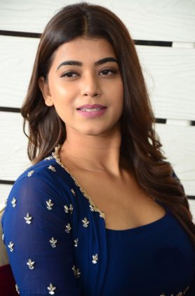 Yamini Bhaskar AtBhale Manchi Chowka Beram Promotions 7