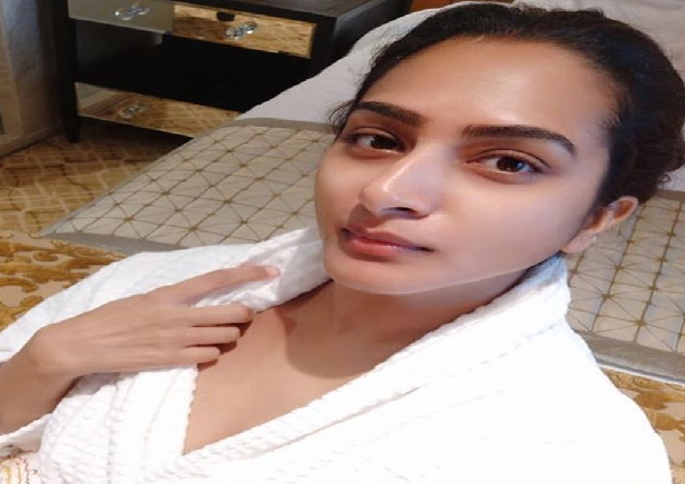 sureka vani bathrobe