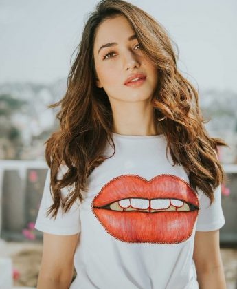 Actress Tamannaah Cute Stills 2