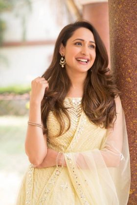 Pragya Jaiswal Latest Images 1