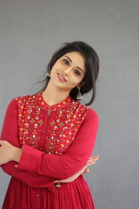 Priyanka Interview Stills 12