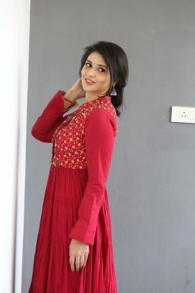 Priyanka Interview Stills 32