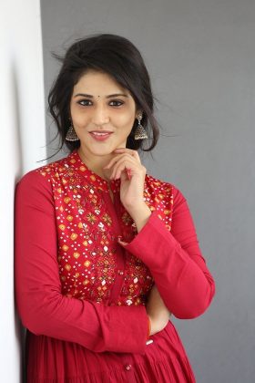 Priyanka Interview Stills 5