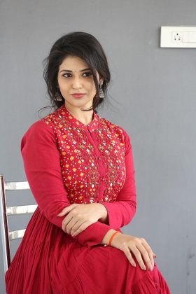 Priyanka Interview Stills 9