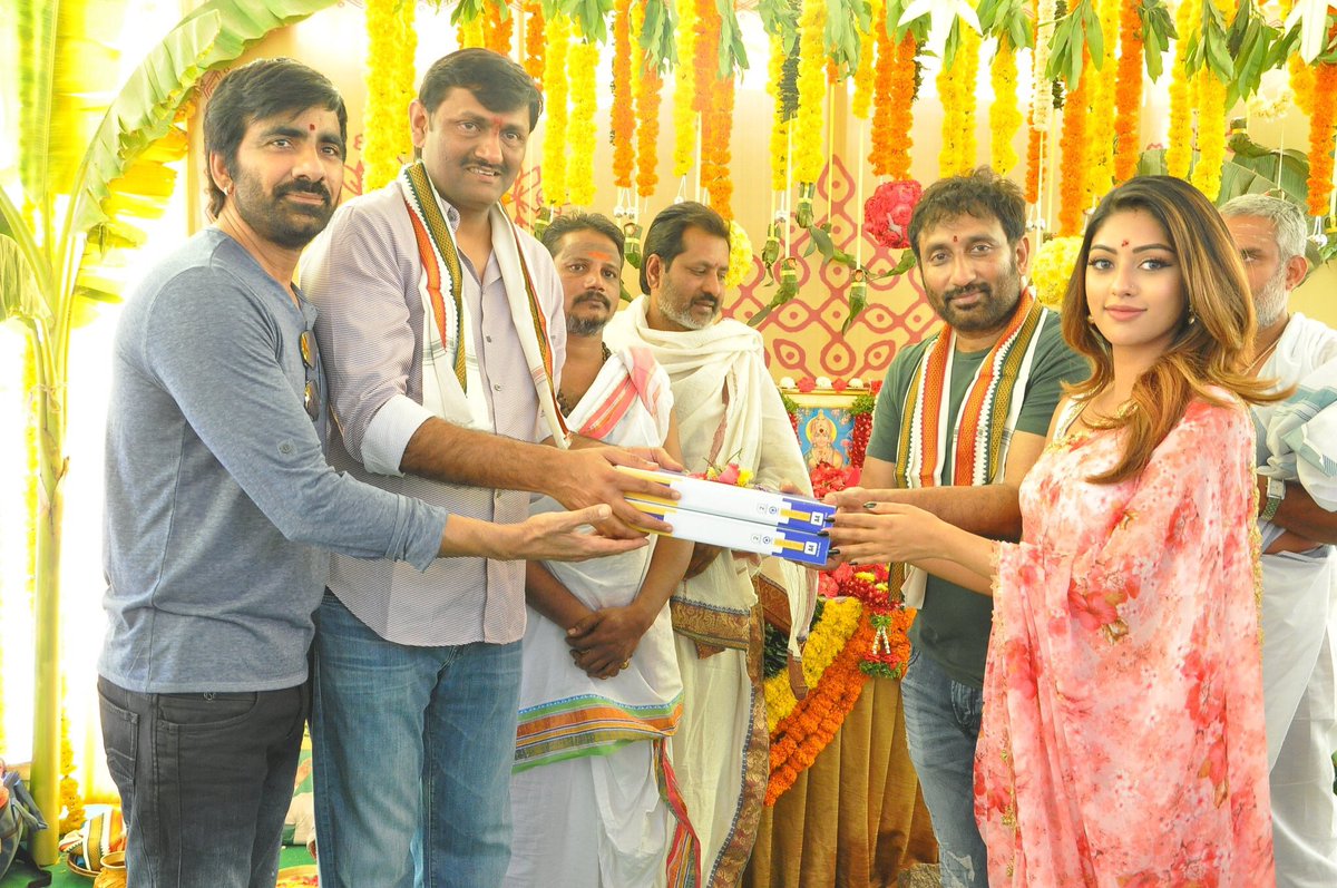Srinu Vaitla AAA