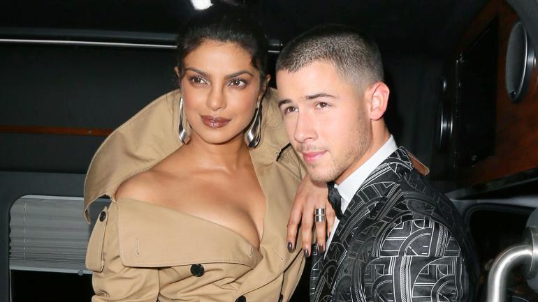 Priyanka Chopra Fiance Nick 'Insta Stalks' Her 1 priyanka chopra nick jonas insta stalk