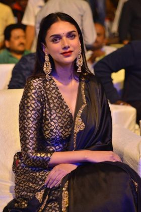 Aditi Rao Hydari At Antariksham 9000 KMPH Pre Release 15